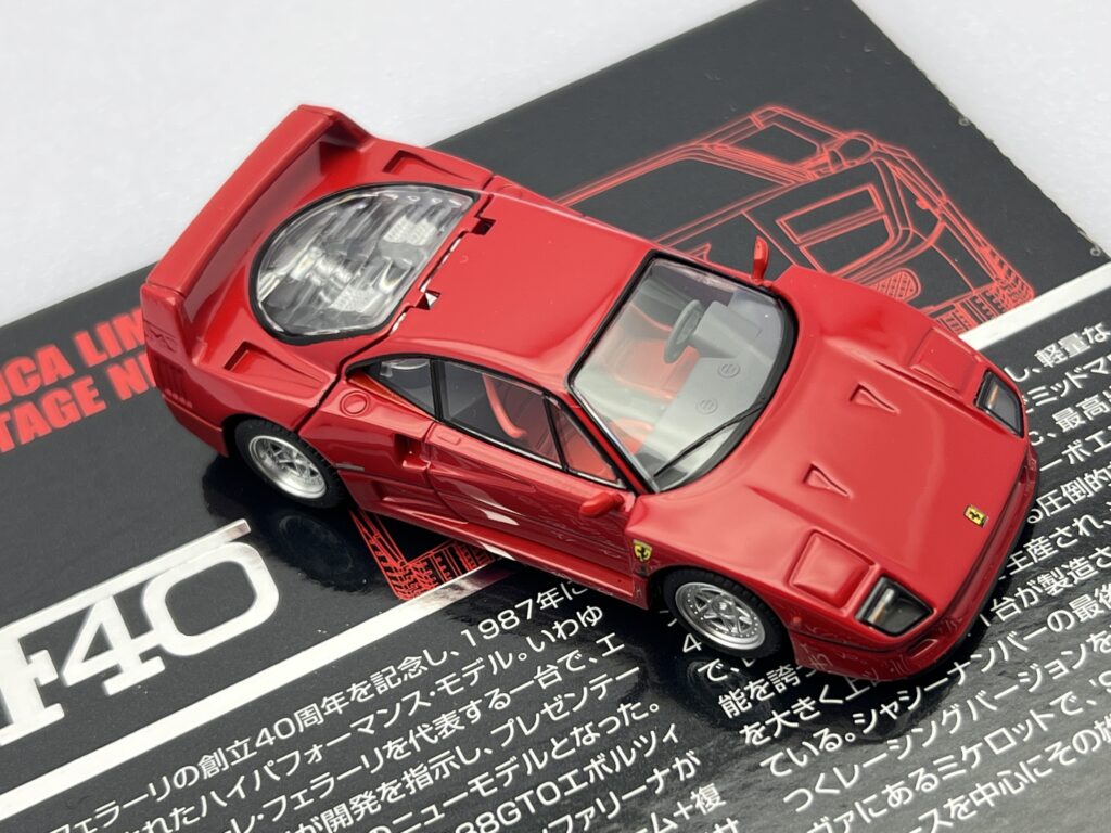 トミーテック 1/64 TLV-NEO フェラーリF40