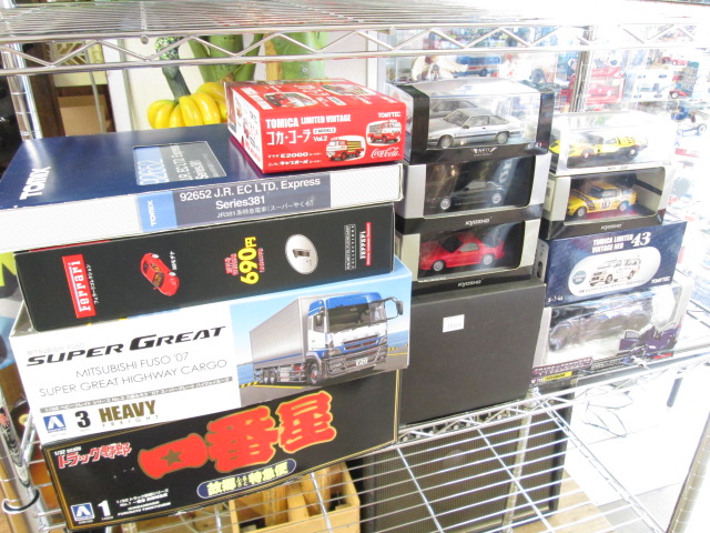 店頭にて、MONDSEE マツダ5や京商のミニカーを買取させて頂きました！