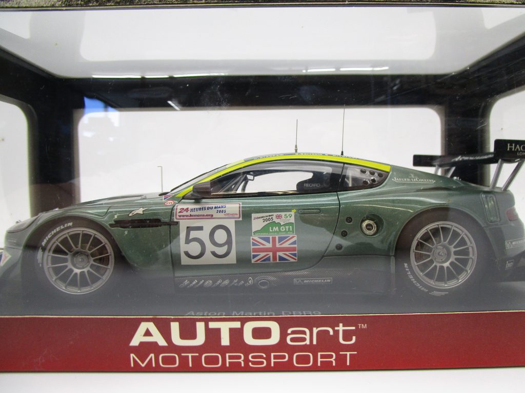 オートアート 1/18 アストンマーチン DBR9 ルマン 2005 ＃59